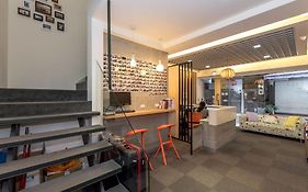 Colormix Hotel And Hostel